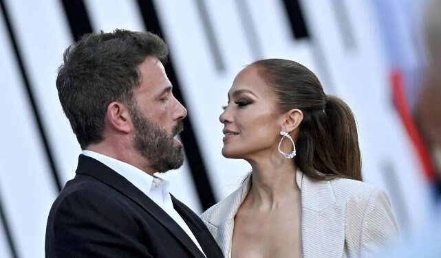 JENNIFER LOPEZ AND BEN AFFLECK Observed MOTHER'S DAY Encircled BY THEIR Kids